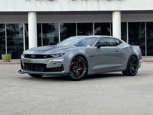 Used 2023 Chevrolet Camaro SS image 2