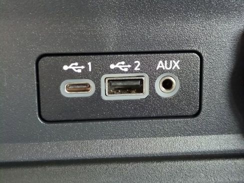 Used 2025 Nissan Sentra SR FWD image 20