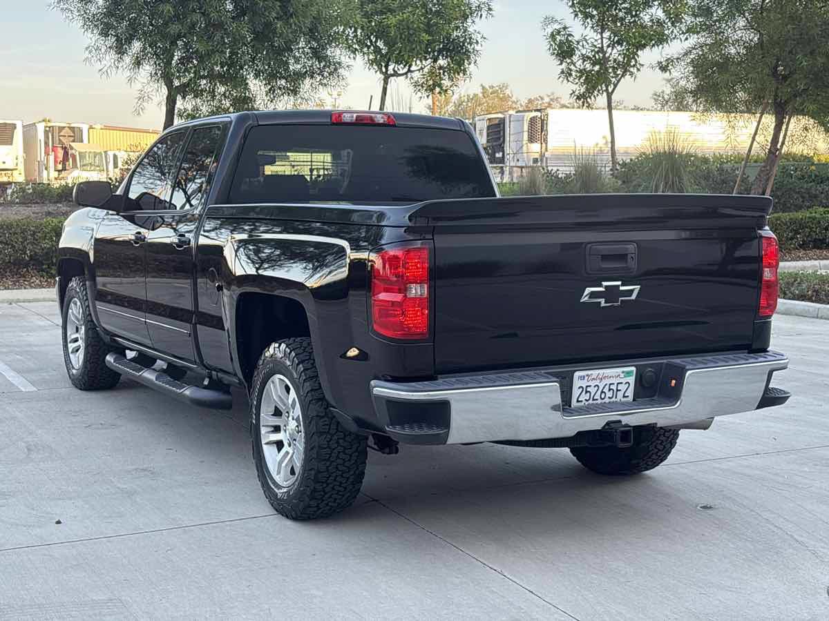 Used 2017 Chevrolet Silverado 1500 LT w/ All Star Edition RWD image 5