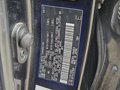 Used 2018 Toyota 4Runner SR5 Premium image 26