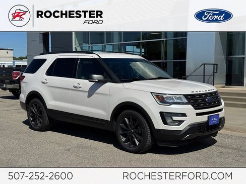 Certified 2017 Ford Explorer XLT w/ Equipment Group 202A AWD/4WD image 1