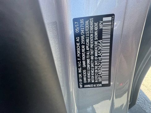 Used 2017 Porsche Cayenne S AWD/4WD image 5