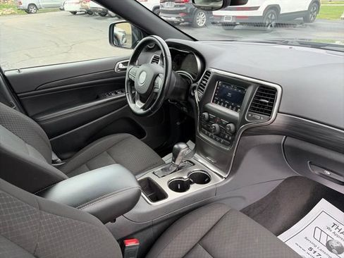 Used 2021 Jeep Grand Cherokee Freedom Edition AWD/4WD image 6