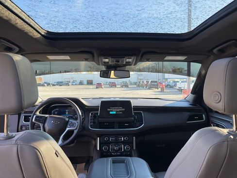 Used 2023 Chevrolet Tahoe Z71 w/ Luxury Package image 14