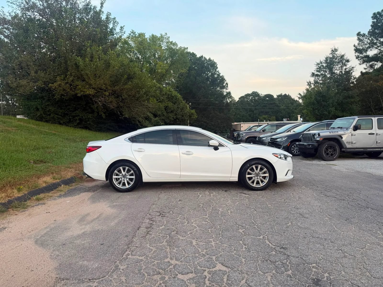 Used 2016 MAZDA MAZDA6 Sport FWD image 4