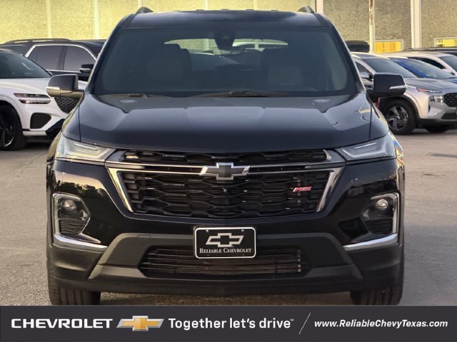 Used 2023 Chevrolet Traverse RS FWD image 8
