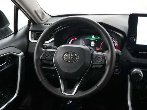 Used 2025 Toyota RAV4 XLE Premium w/ Weather Package AWD/4WD image 14