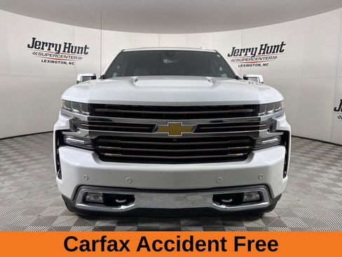 Used 2020 Chevrolet Silverado 1500 High Country w/ Technology Package image 3