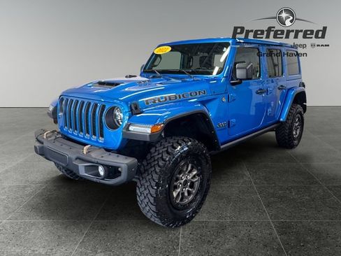 Used 2022 Jeep Wrangler Unlimited Rubicon w/ Dual Top Group AWD/4WD image 12