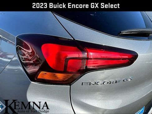 Used 2023 Buick Encore GX Select w/ Safety Package II image 25