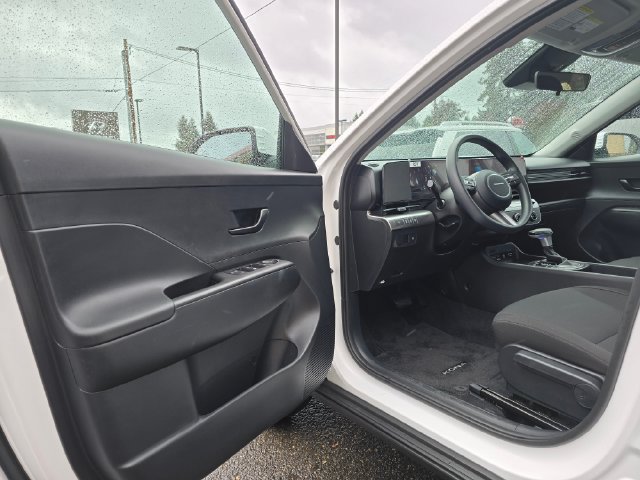 Certified 2026 Hyundai Kona SE AWD/4WD image 19