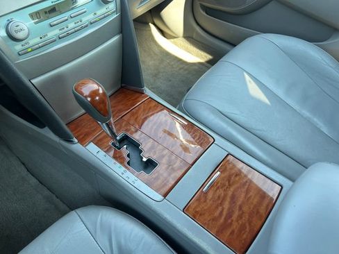 Used 2008 Toyota Camry XLE w/ Leather Pkg FWD image 24