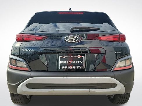 Used 2023 Hyundai Kona SEL image 4