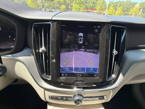 Certified 2023 Volvo XC60 B5 Core w/ Protection Package FWD image 31