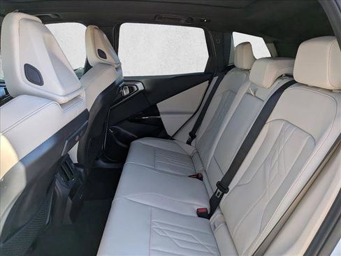 New 2026 BMW X3 xDrive30 w/ Premium Package image 17