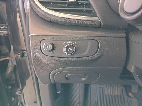 Used 2019 Buick Encore Preferred image 19