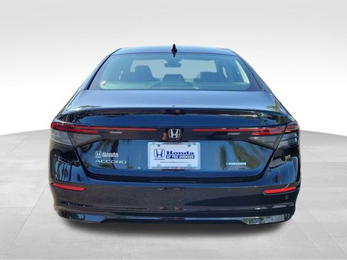 Certified 2024 Honda Accord EX-L image 9
