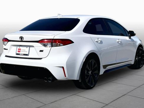 Used 2026 Toyota Corolla SE FWD image 13