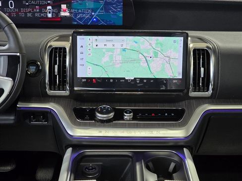 New 2025 Ford Expedition Platinum w/ Platinum Ultimate Package image 14