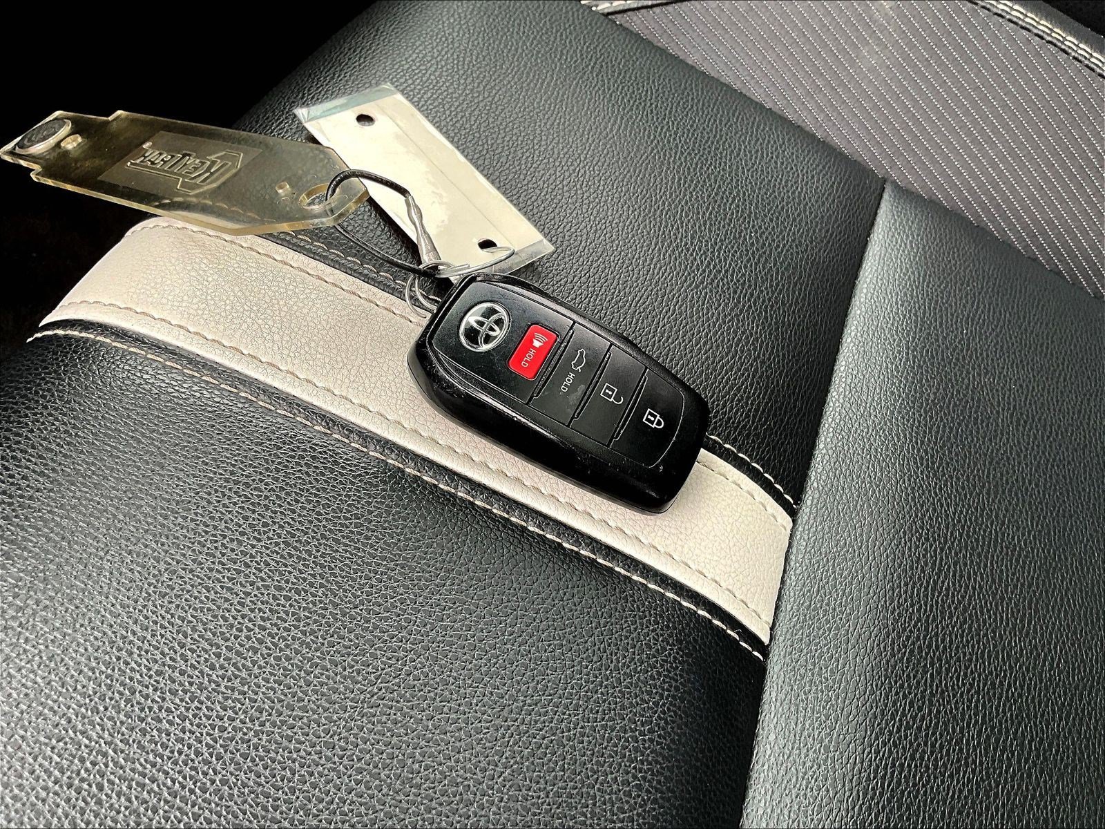 Used 2025 Toyota Camry SE w/ Multimedia Upgrade Package FWD image 35