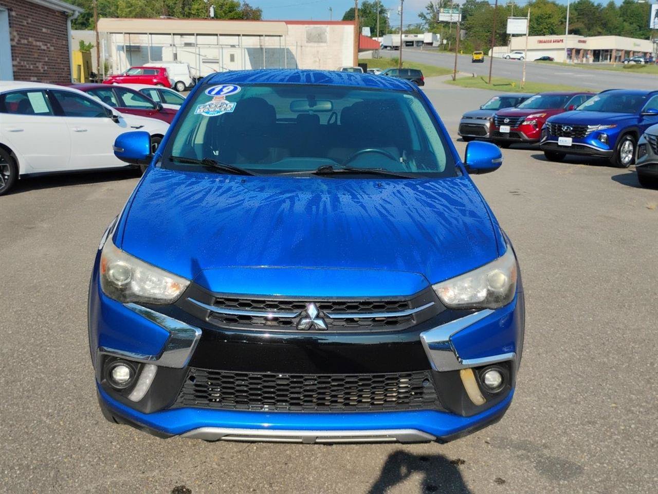 Used 2019 Mitsubishi Outlander Sport SE FWD image 2
