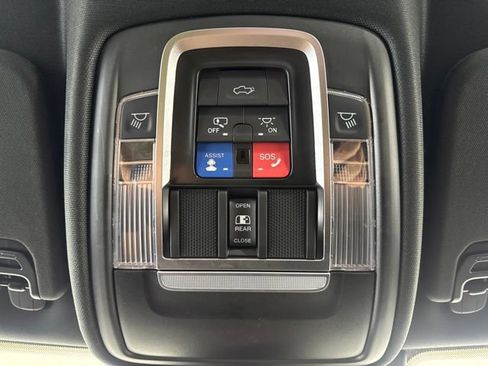 Used 2022 RAM 1500 Limited w/ Trailer Tow Group AWD/4WD image 14