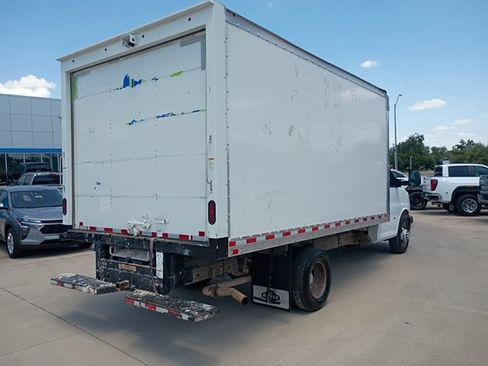 Used 2020 Chevrolet Express 3500 w/ Power Convenience Package RWD image 5