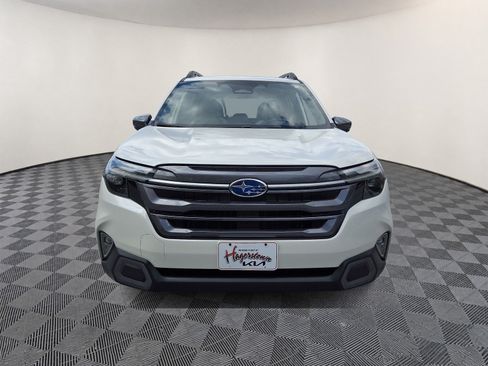 Used 2025 Subaru Forester Limited AWD/4WD image 2