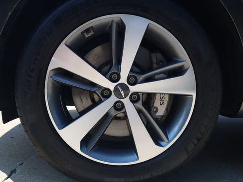 Used 2023 Genesis GV80 2.5T w/ Prestige 20" Package AWD/4WD image 7