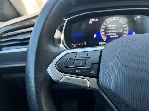 Used 2024 Volkswagen Jetta SE image 25