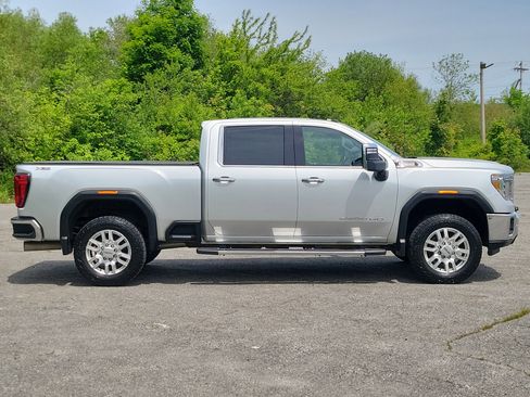 Used 2023 GMC Sierra 2500 SLT w/ SLT Premium Package AWD/4WD image 4