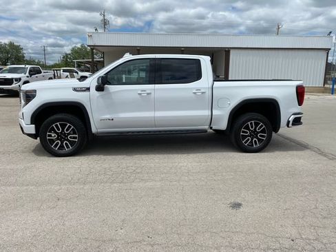 Used 2026 GMC Sierra 1500 AT4 w/ AT4 Premium Package AWD/4WD image 3
