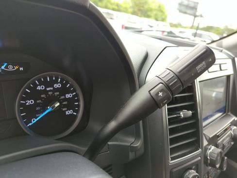 Certified 2022 Ford F350 XLT RWD image 25