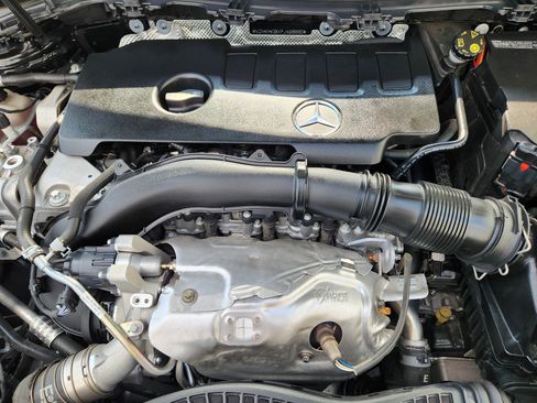 Certified 2023 Mercedes-Benz GLA 250 image 29