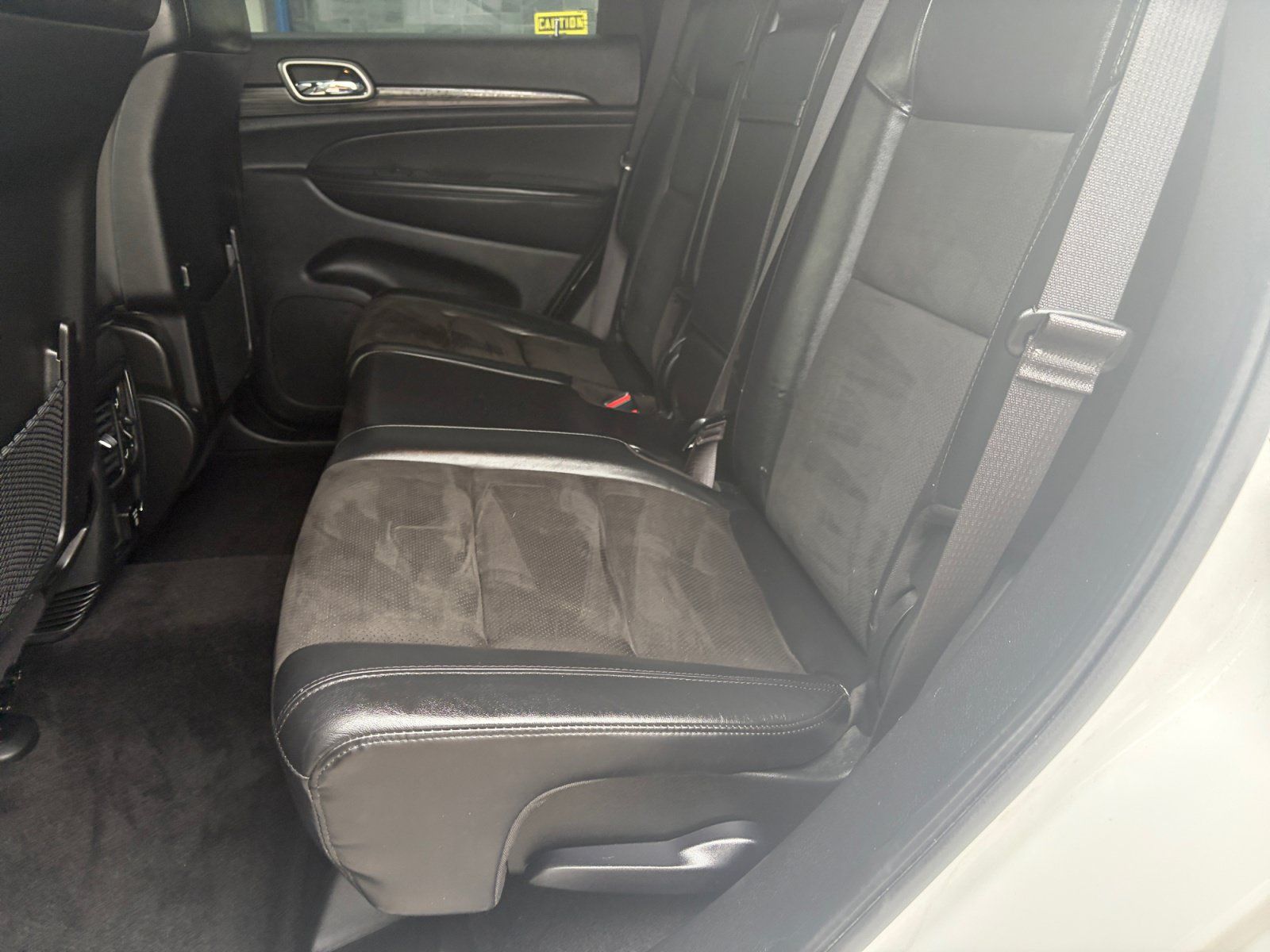 Used 2022 Jeep Grand Cherokee Laredo X AWD/4WD image 26