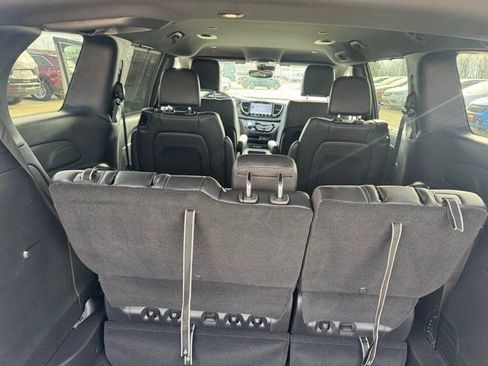 New 2026 Chrysler Pacifica Select image 38