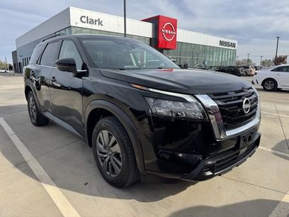 Certified 2024 Nissan Pathfinder SV