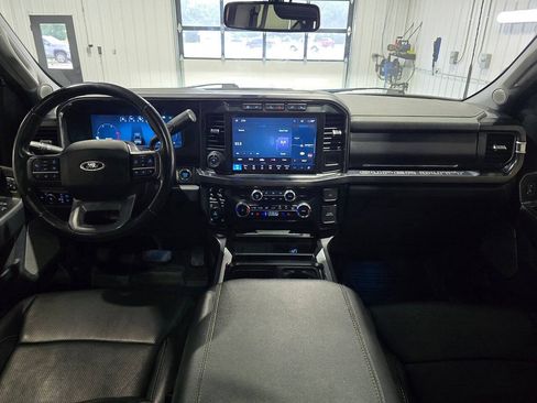 Used 2023 Ford F250 Lariat w/ Lariat Ultimate Package AWD/4WD image 8