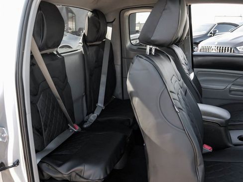 Used 2013 Toyota Tacoma 2WD Access Cab image 34