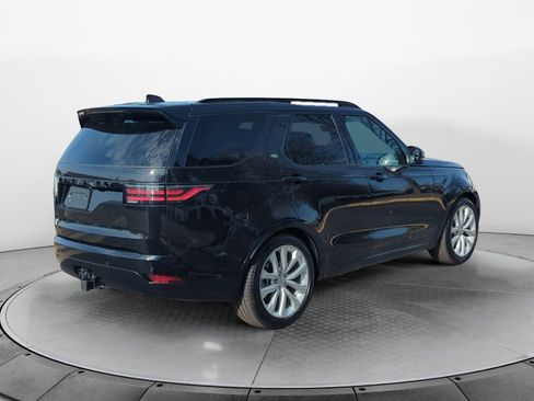 Certified 2024 Land Rover Discovery Dynamic SE image 7