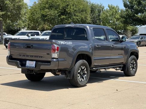 Used 2023 Toyota Tacoma TRD Off-Road w/ Technology Package AWD/4WD image 4