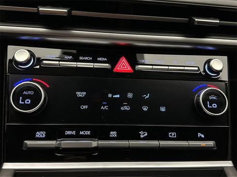 New 2026 Hyundai Santa Fe SE image 23