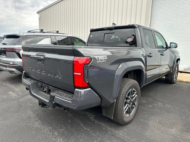 Used 2024 Toyota Tacoma TRD Sport w/ TRD Sport Premium Package AWD/4WD image 9