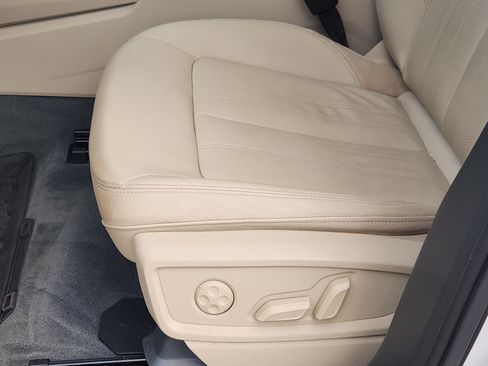 Used 2019 Audi Q5 2.0T Premium AWD/4WD image 25