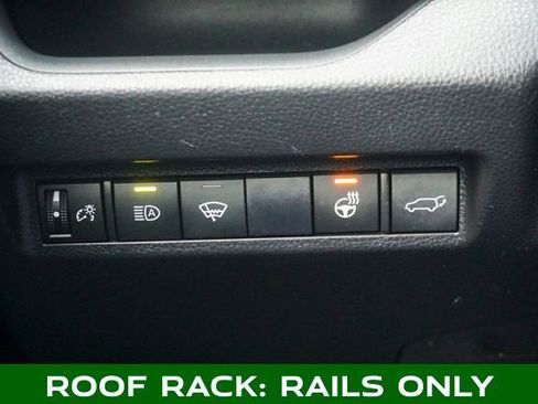 Used 2020 Toyota RAV4 XLE image 25