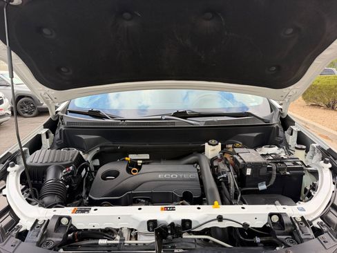 Used 2019 Chevrolet Equinox LT FWD image 22