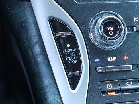 Used 2020 Lincoln Nautilus Reserve w/ Equipment Group 201A image 28