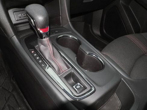 Used 2024 Chevrolet Equinox RS w/ LPO, Floor Liner Package FWD image 15