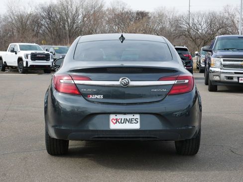 Used 2015 Buick Regal image 6