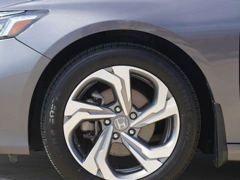 Used 2018 Honda Accord EX-L image 5